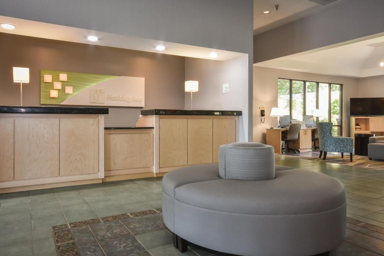 Holiday Inn Lumberton By Ihg Exterior photo