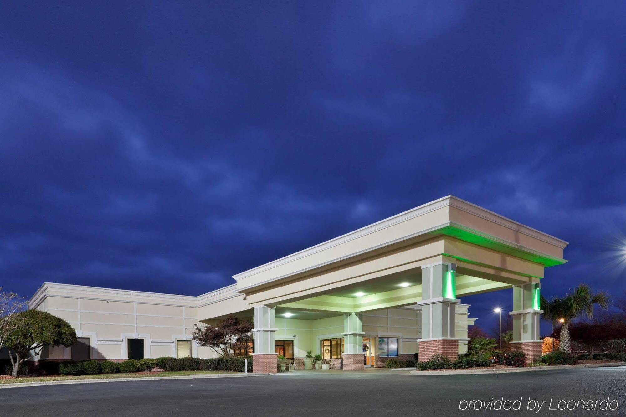 Holiday Inn Lumberton By Ihg Exterior photo