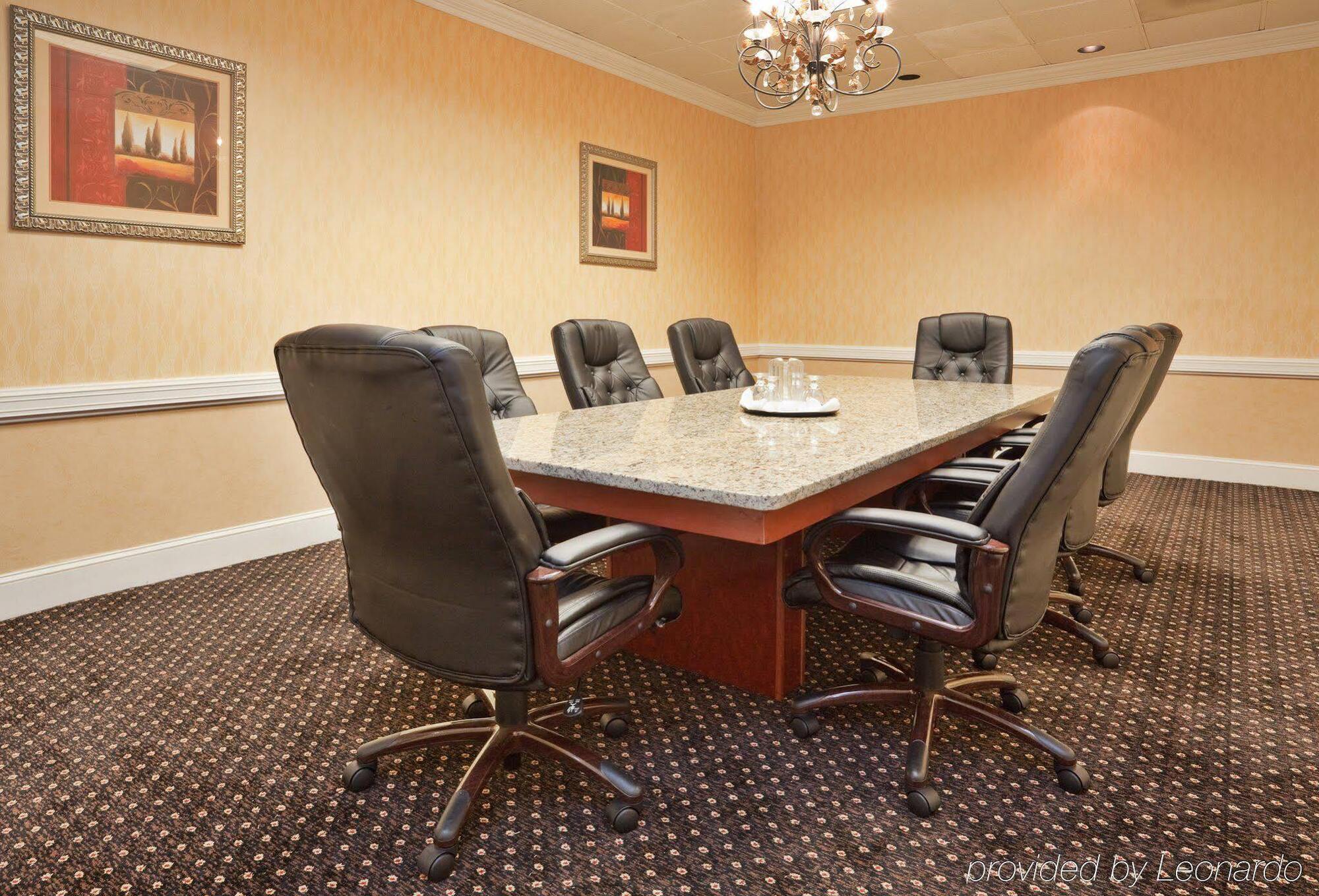 Holiday Inn Lumberton By Ihg Exterior photo
